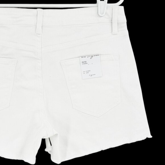 Vigoss Women's Stretch Fray Hem White Studded Denim Shorts Size 15/32 NWT - Picture 5 of 12